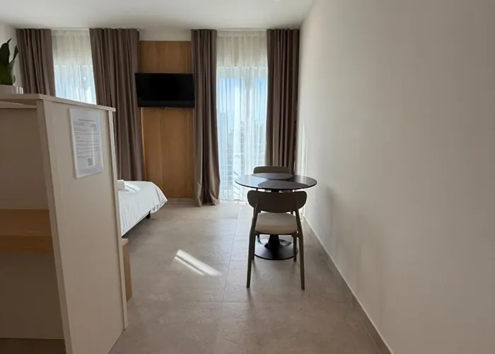 Ab Aparthotel SantʼEufemia Lamezia