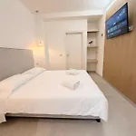 Ab Appart hôtel *
