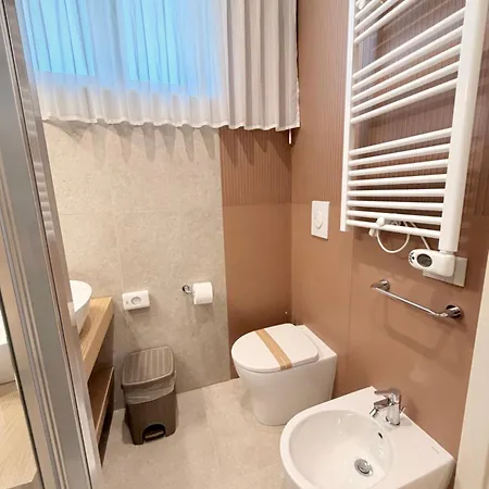 Ab Apartahotel 4*