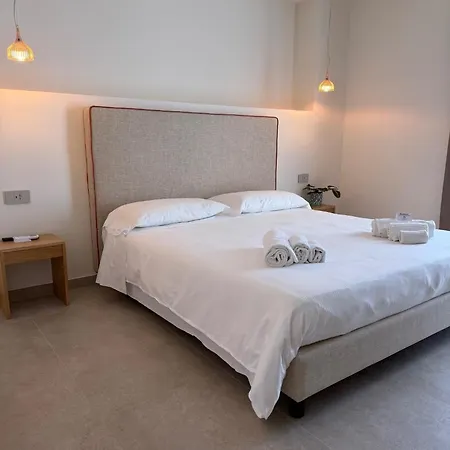Apartahotel Ab 4*