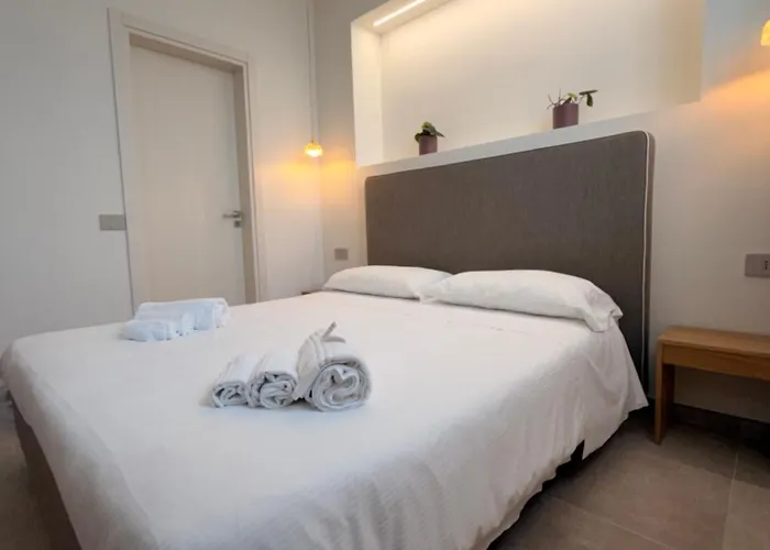 Ab * 圣欧费米亚拉默齐亚