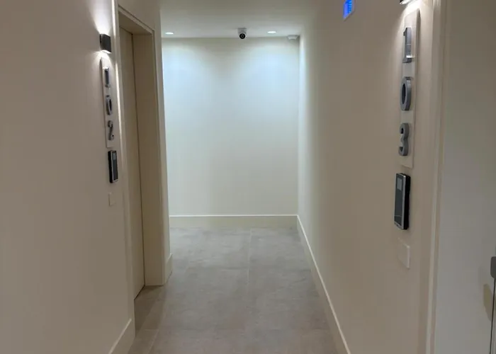 Ab 公寓式酒店 *